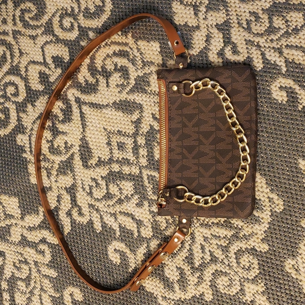 Michael Kors Signature Pull Chain Belt/Waist Bag